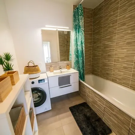 T3 Brooklyn - Luminous - - Wifi - Parking * Nanterre